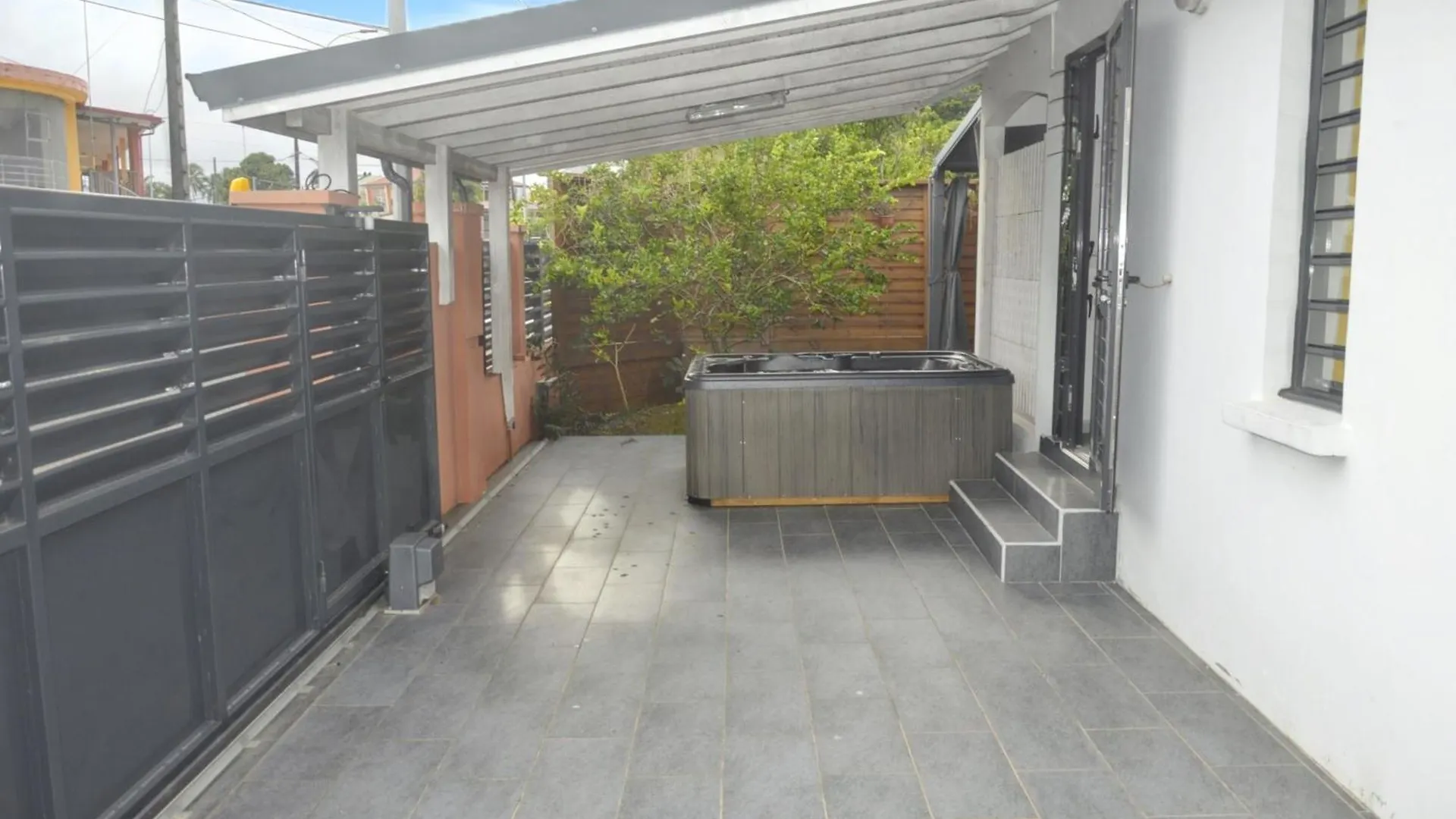 Maison Charmante A Petit-Bourg Avec Jardin Et Spa Γουαδελούπη